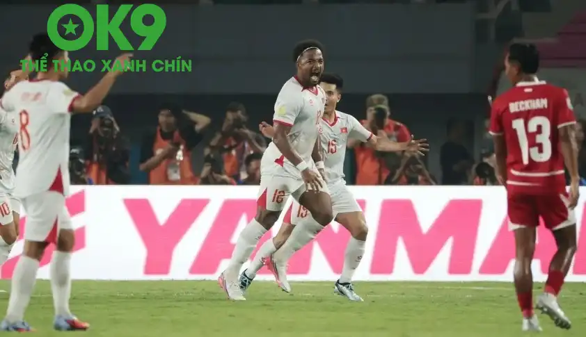 Kết quả này giúp ĐT Việt Nam nắm lợi thế lớn trong cuộc đua giành vé vào bán kết. Kết quả này giúp ĐT Việt Nam nắm lợi thế lớn trong cuộc đua giành vé vào bán kết.