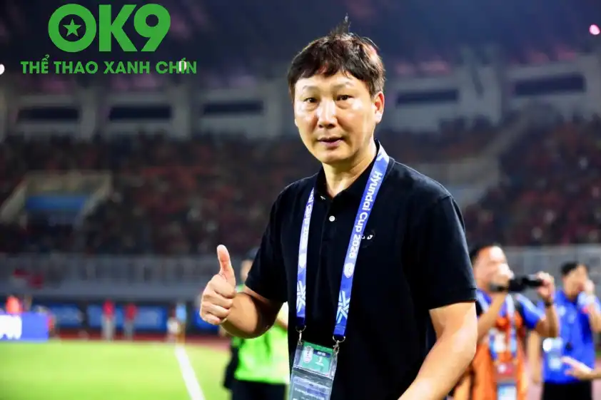 HLV Kim Sang Sik có thể trao cơ hội cho nhiều cầu thủ dự bị trước Campuchia. HLV Kim Sang Sik có thể trao cơ hội cho nhiều cầu thủ dự bị trước Campuchia.